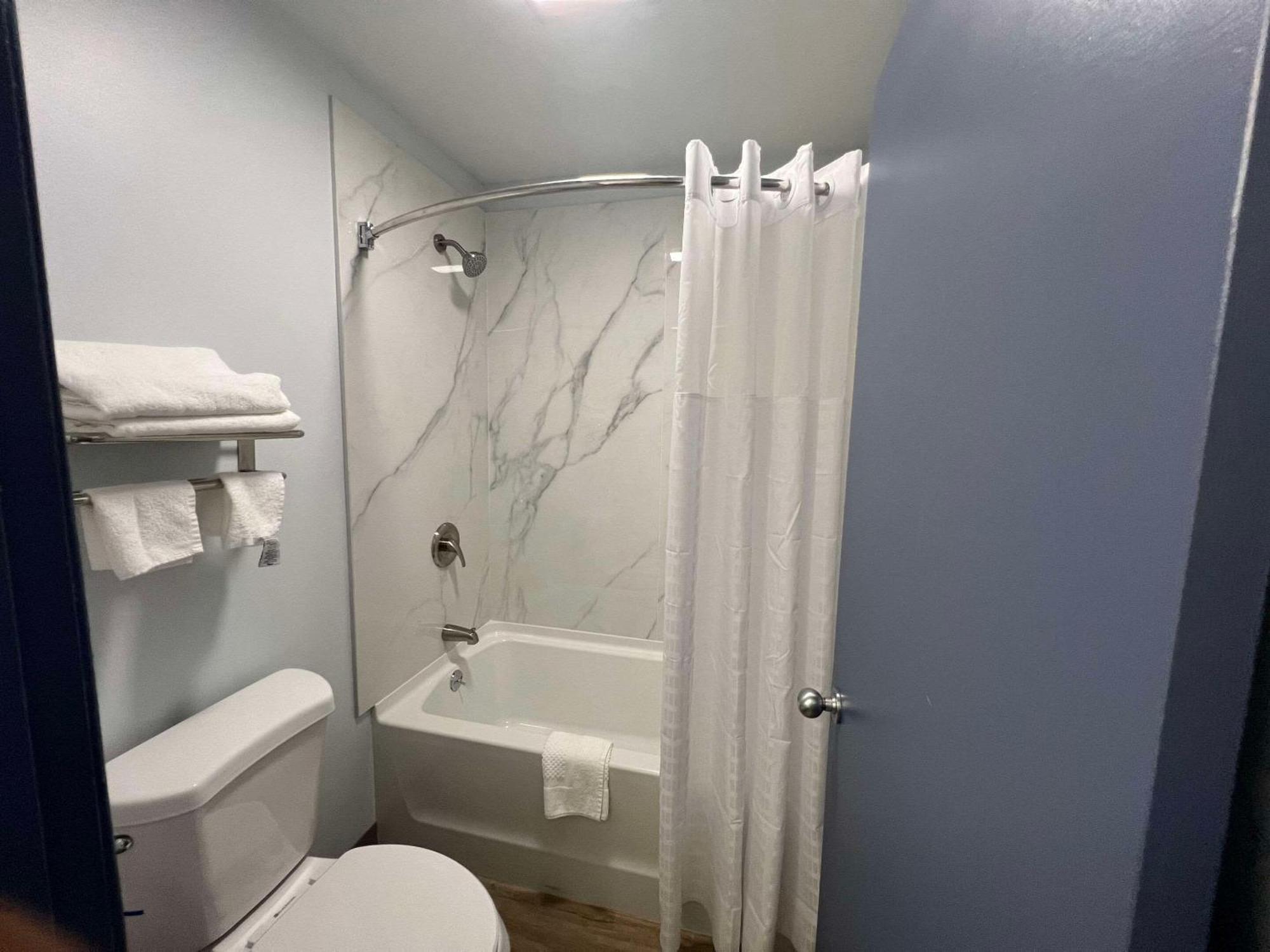 Quality Inn Madison - Huntsville Luaran gambar