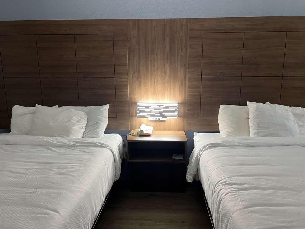 Quality Inn Madison - Huntsville Bilik gambar