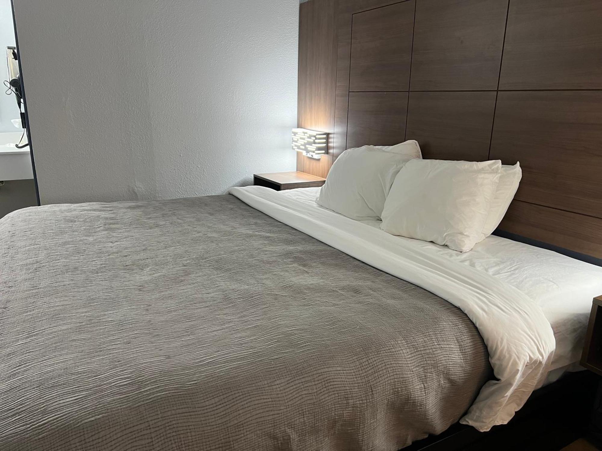 Quality Inn Madison - Huntsville Luaran gambar